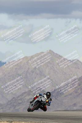 media/Nov-16-2025-Race Pace (Sun) [[8c5fa54630]]/Verified Riders/5-Turn 9 (1135am)/